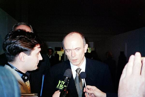 Slovenian silloinen pääministeri, nykyinen presidentti Janez Drnovsek oli mukana Helsingin EU-huippukokouksessa joulukuussa 1999.