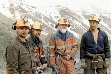 Svea Nordin työntekijät ovat tyytyväistä joukkoa. Työolosuhteet kaivoksessa ovat hyvät eikä palkassakaan ole valittamista.