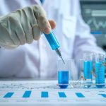 Rewolucjonista w finansach i medycynie: Jak walka jednego człowieka z korupcją na Wall Street doprowadziła do rewolucji biotechnologicznej